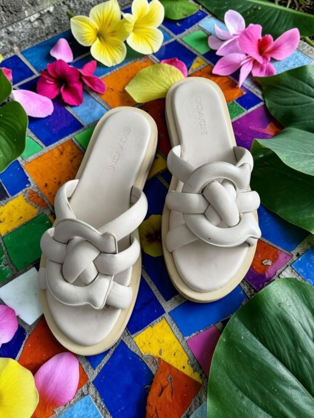COACH Cream Leather Slide Logo Sandals Size 8.5